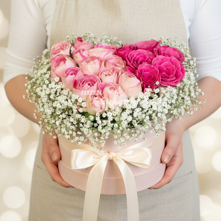 Сердце из 19 роз