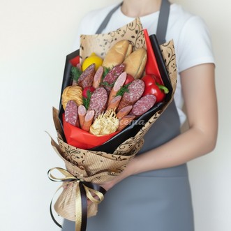 Букет из колбасы и редиски